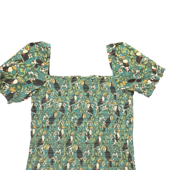 Anthropologie Dolan Green Tropical Toucan Print Smocked Puff Sleeve Top Size S - Picture 3 of 6